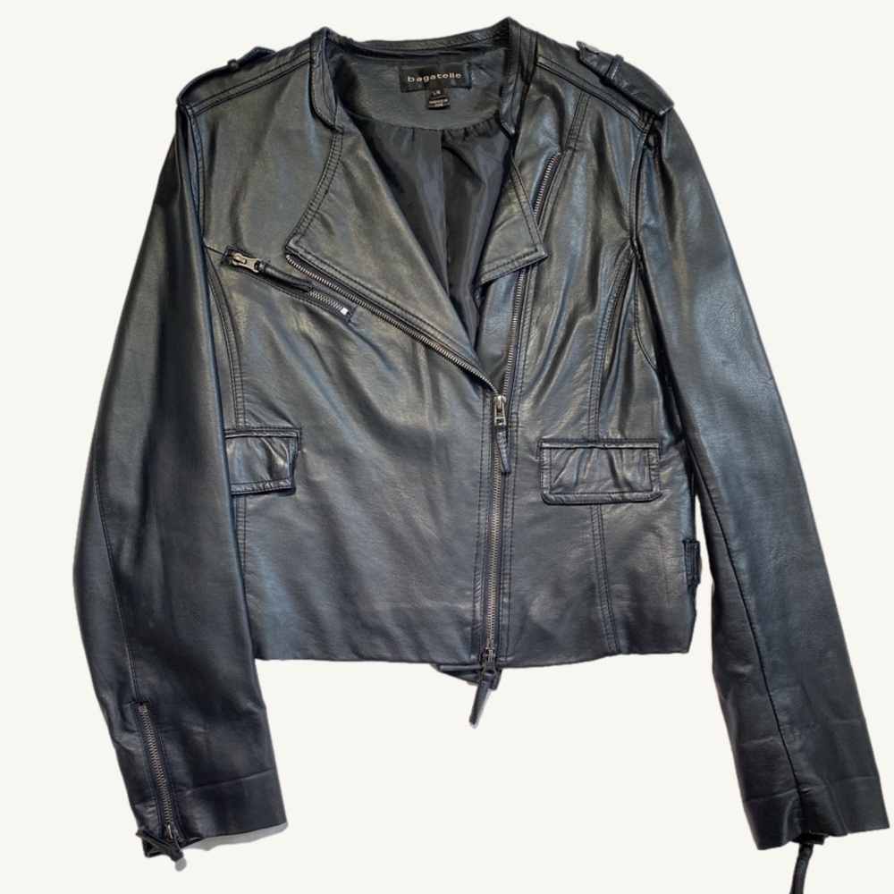 Bagatelle Faux Leather Jacket Black with Adjustable Sides Size Large